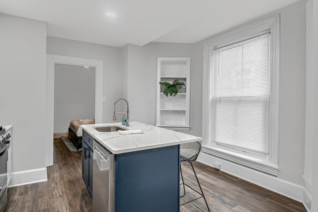 Fashionable 2Br In Downtown Location W Work Area Apartamento Harrisburg Exterior foto